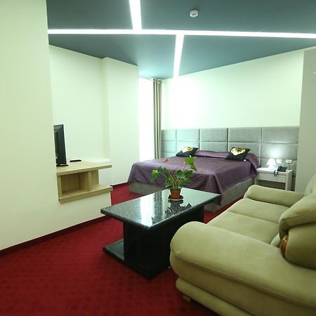 Hotel Vllaznia Shkodër 外观 照片