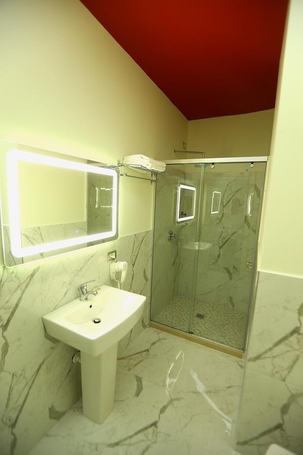 Hotel Vllaznia Shkodër 外观 照片
