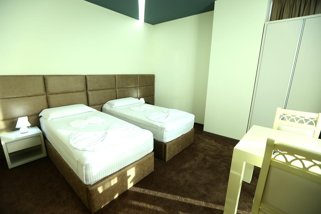 Hotel Vllaznia Shkodër 外观 照片