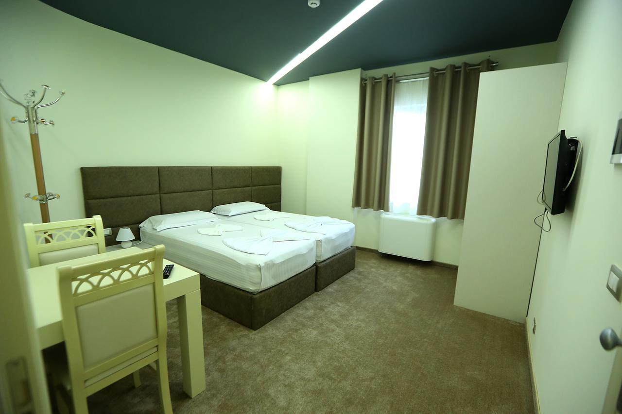 Hotel Vllaznia Shkodër 外观 照片