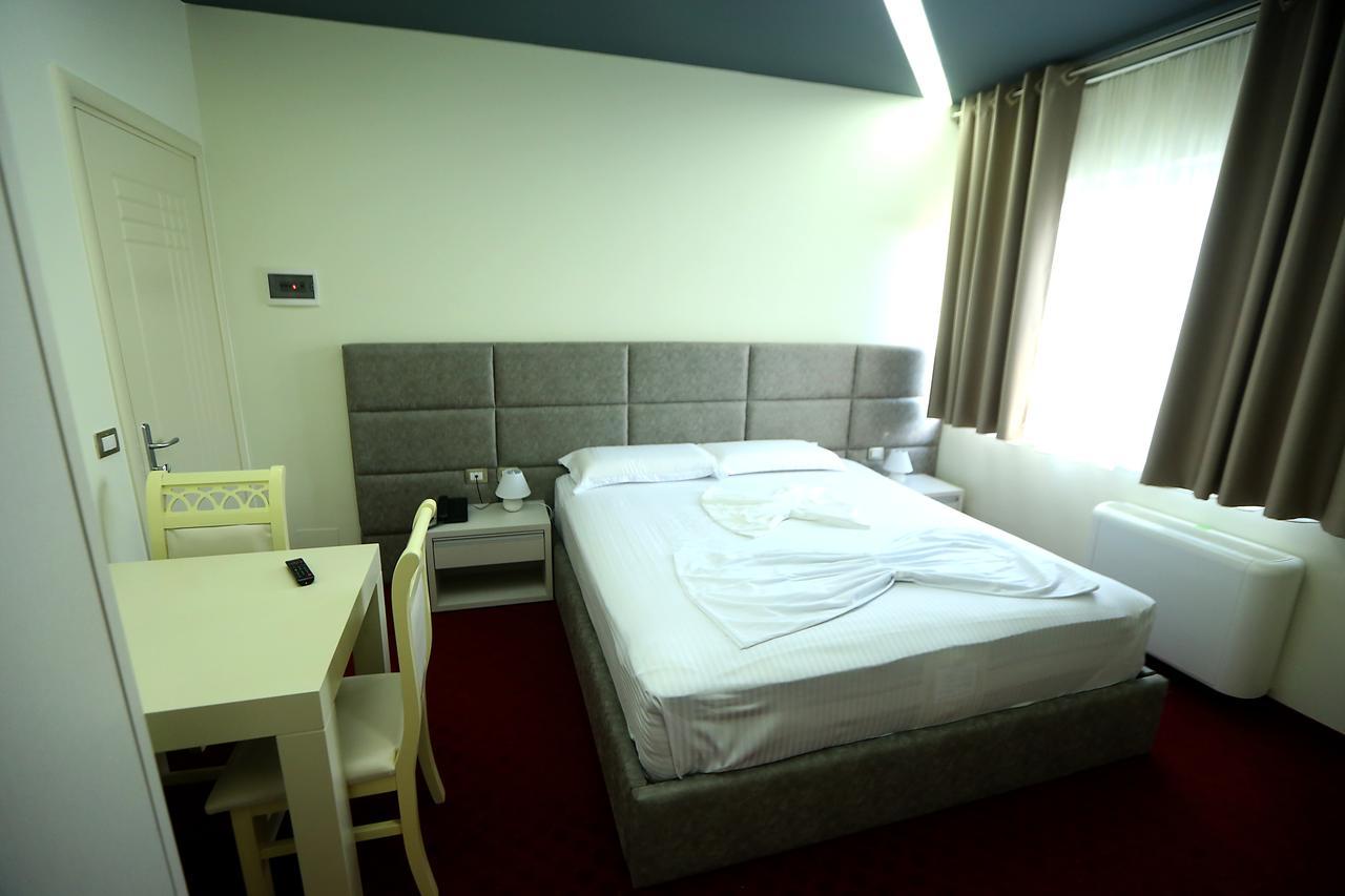 Hotel Vllaznia Shkodër 外观 照片
