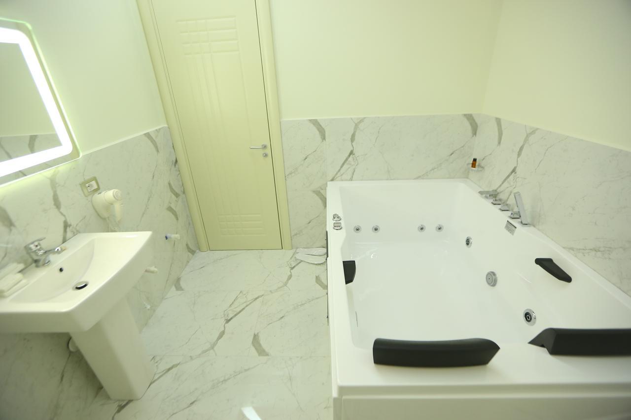 Hotel Vllaznia Shkodër 外观 照片