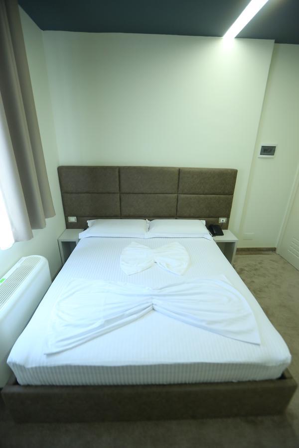 Hotel Vllaznia Shkodër 外观 照片
