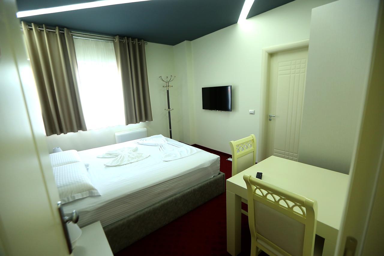 Hotel Vllaznia Shkodër 外观 照片