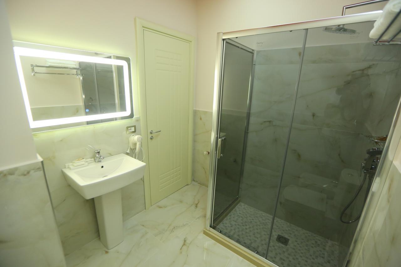 Hotel Vllaznia Shkodër 外观 照片