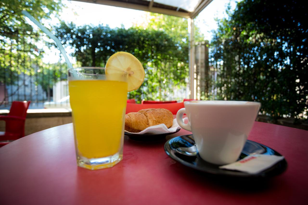 Hotel Vllaznia Shkodër 外观 照片